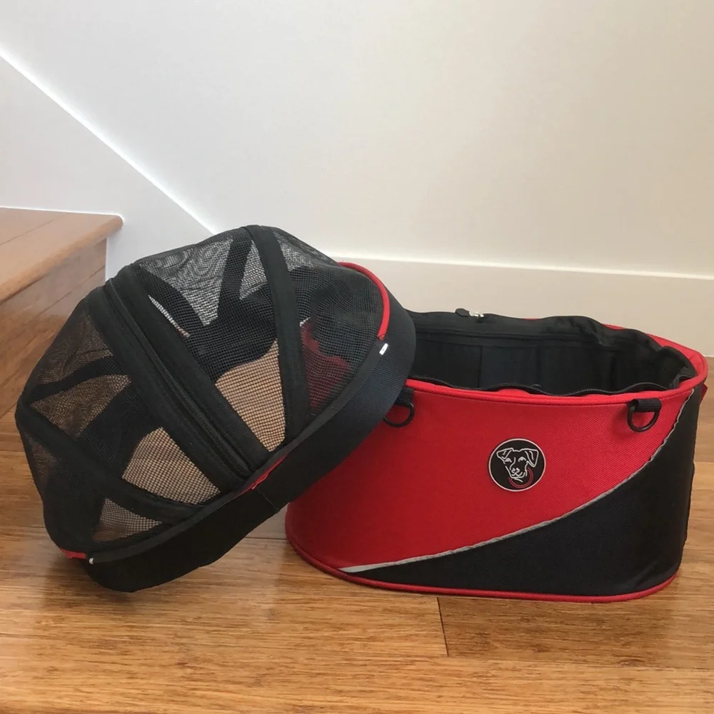 Doggy Ride Cocoon in apple red